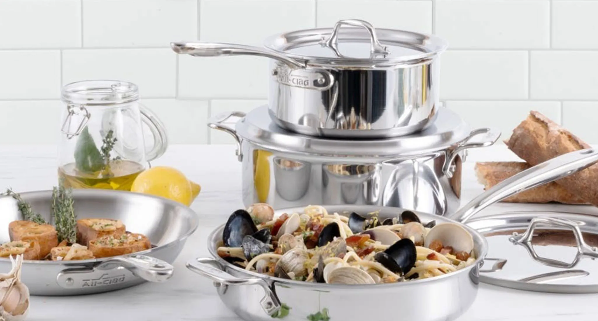 Geschenke für Frauen, die langlebige Küchenprodukte bevorzugen: GreenKitchen Töpfe und Pfannen für Generationen